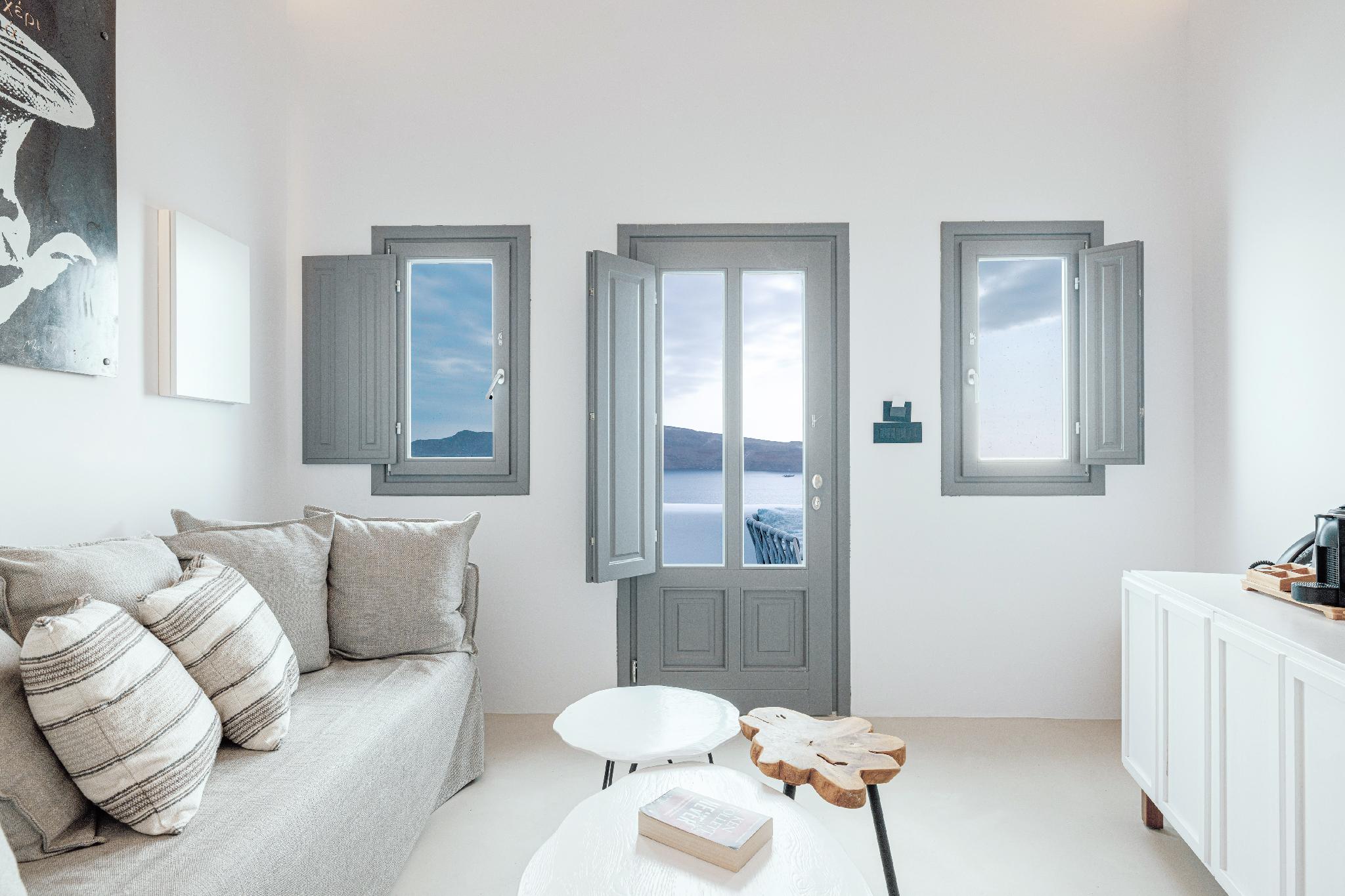 Maisonette, Sailors, Caldera View