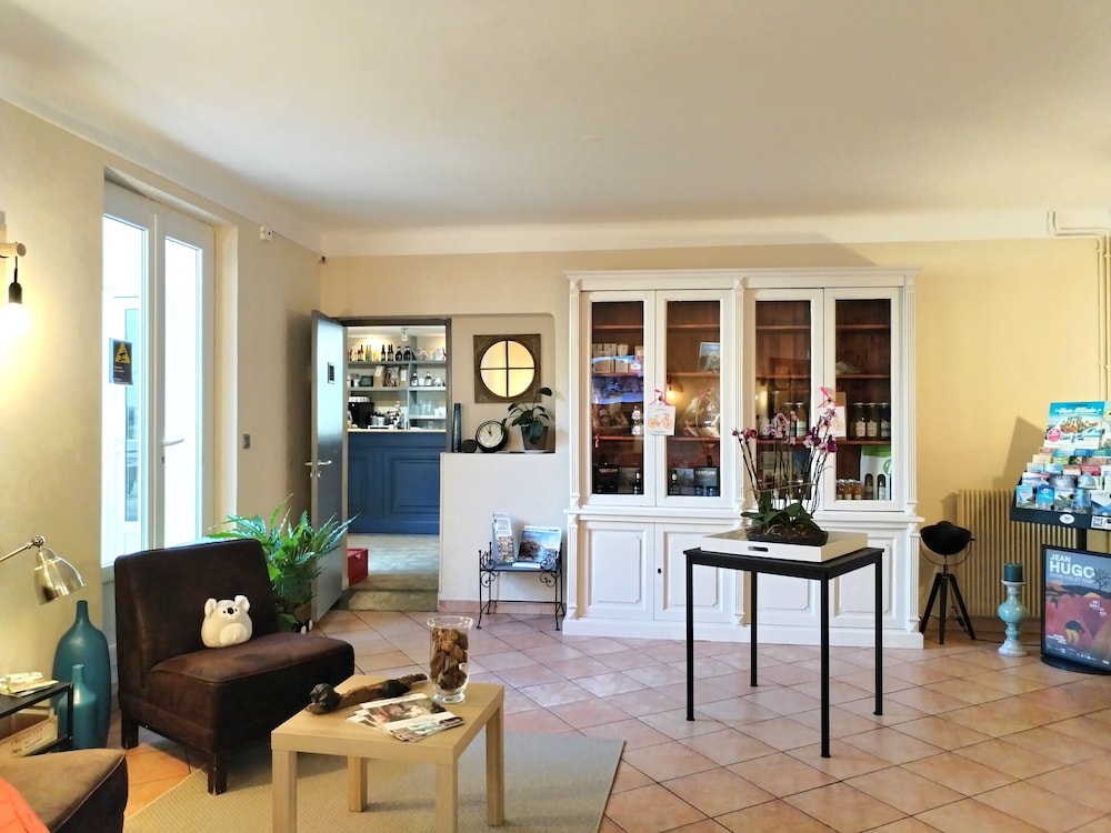 Hotel La Bastide D Entraigues Rest de L Autre Cote 52/70
