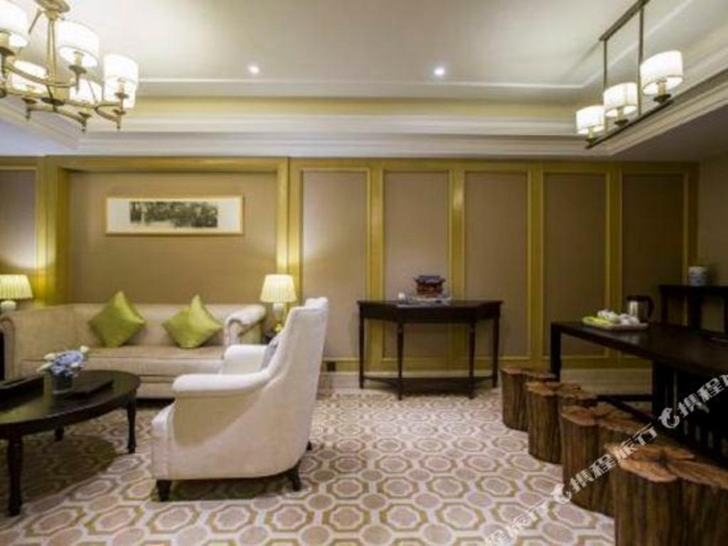 Zhenjiang Xijindu Ancient Street Argyle Boutique Hotel 41/58