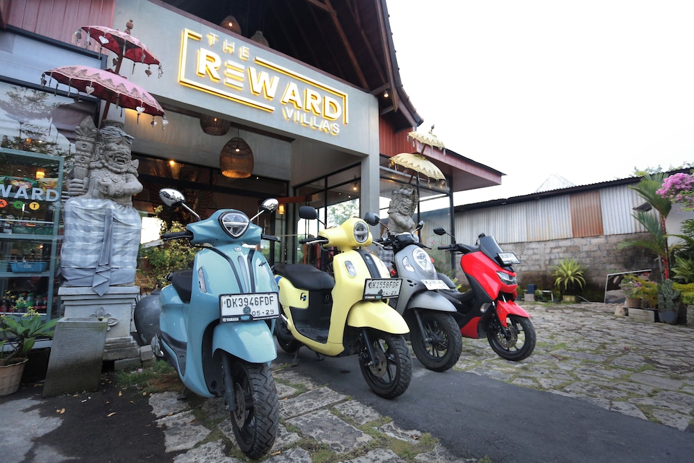 The Reward Villas Kerobokan 4/50