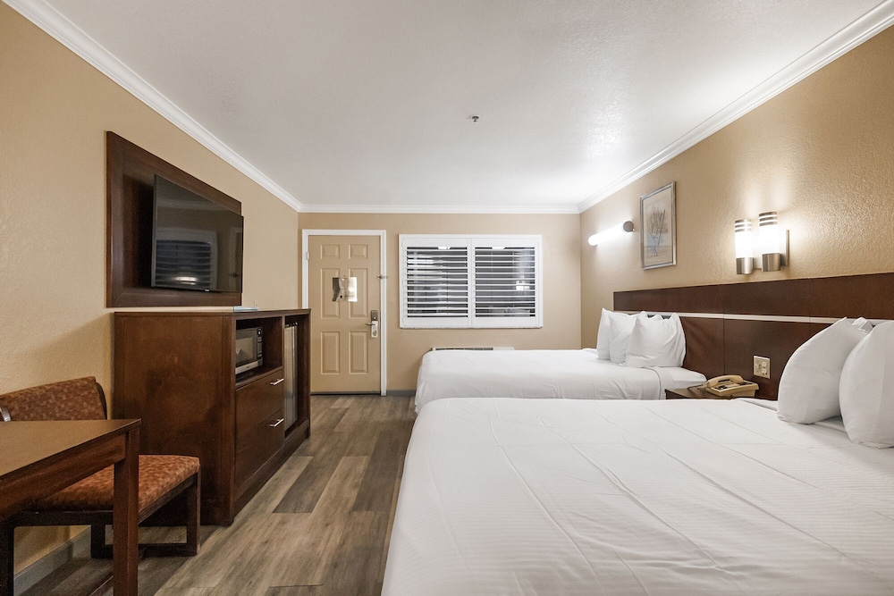 Country Inn Sonora 13/59