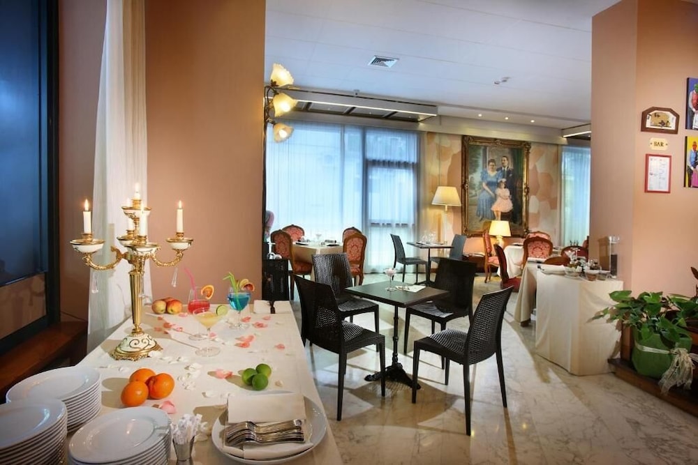 Ambrosiano Hotel 24/31