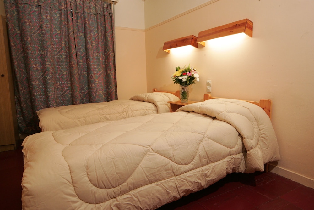 Alma Hotel 32/44