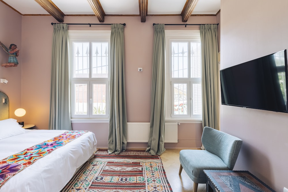 CasaBlu Hotel 7/46