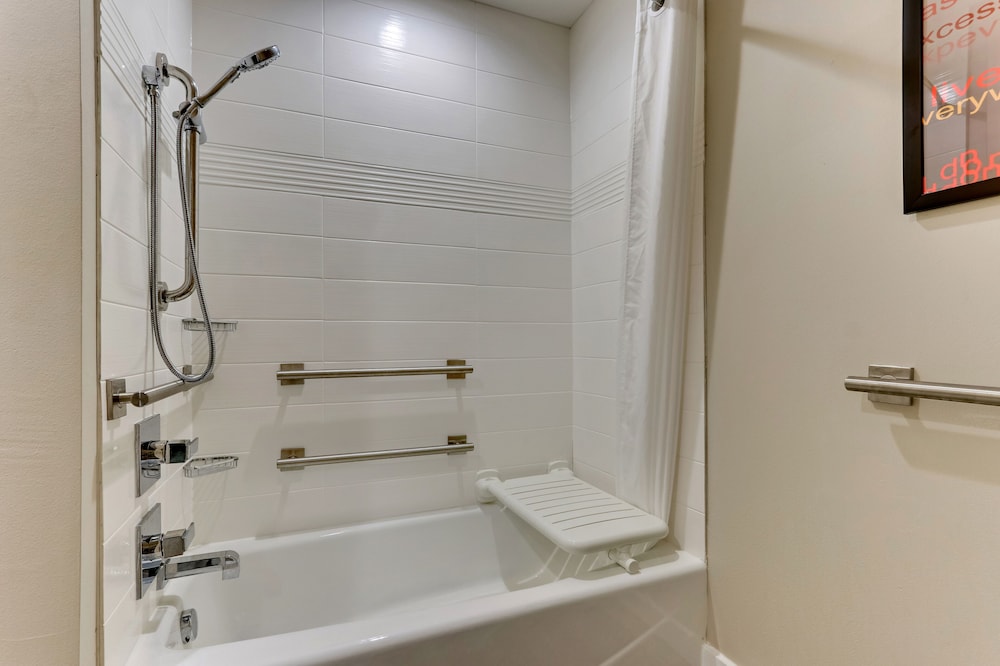 TownePlace Suites by Marriott Houston Northwest/Beltway 8 48/50