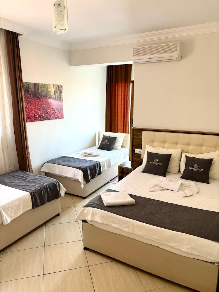 Hotel Sahin 26/59