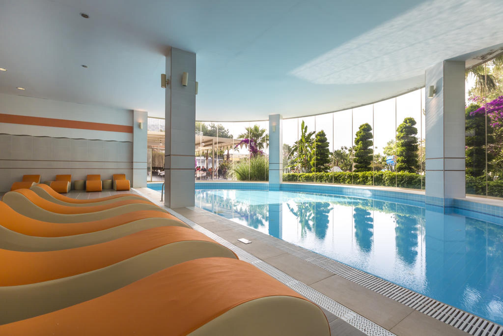 LYCUS BEACH HOTEL 29/57