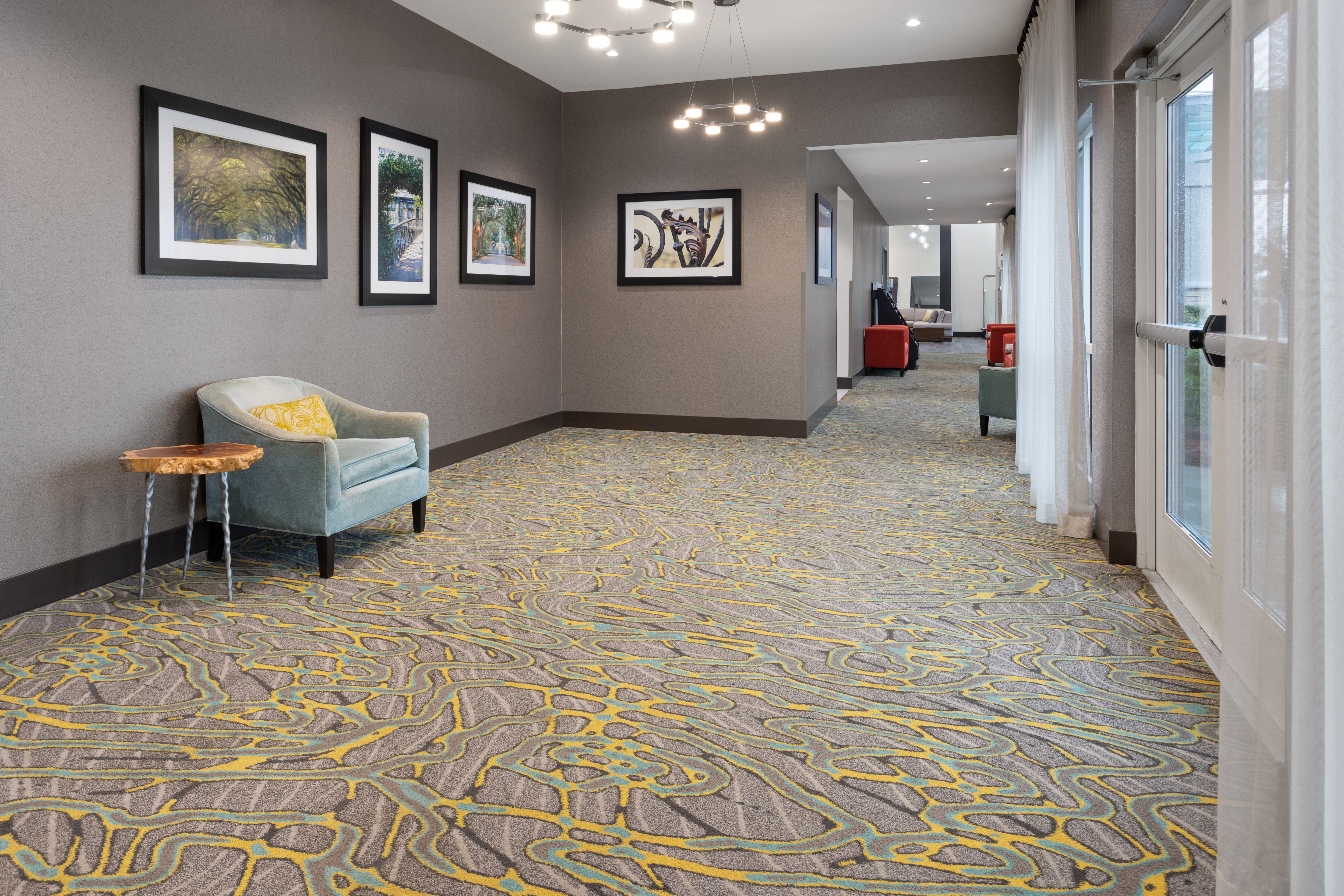 Holiday Inn Suites Savannah Airport Pooler 44/74
