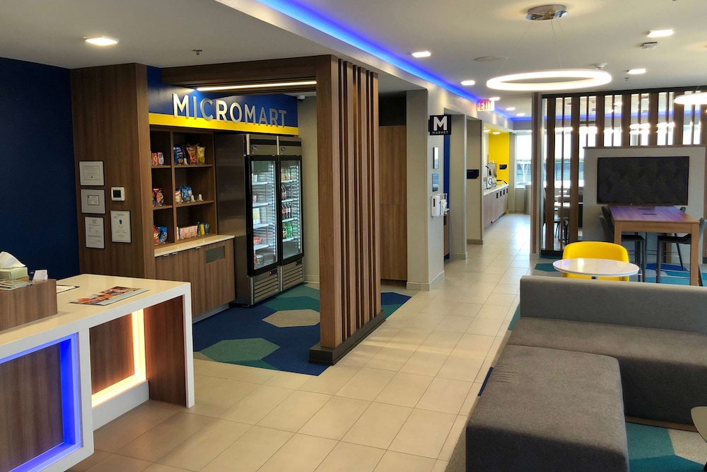 Microtel Inn and Suites by Wyndham Hot Springs 9/29