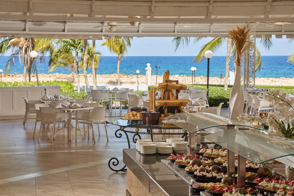 Bahia Principe Escape Runaway Bay 34/70
