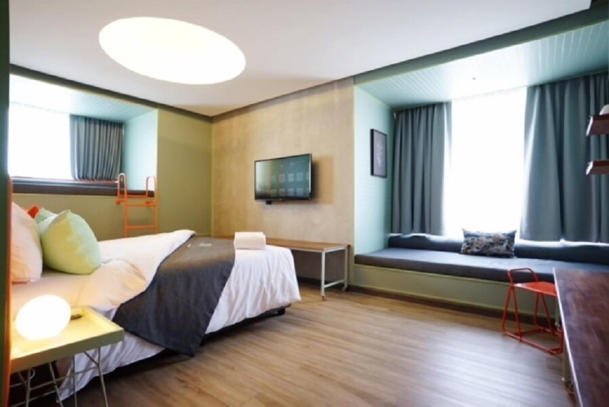 Suite Room