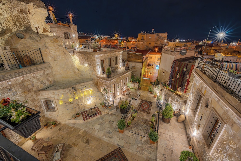 Zara Cave Hotel 4/50
