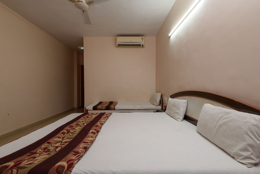 Hotel Sai Shraddha 8/26