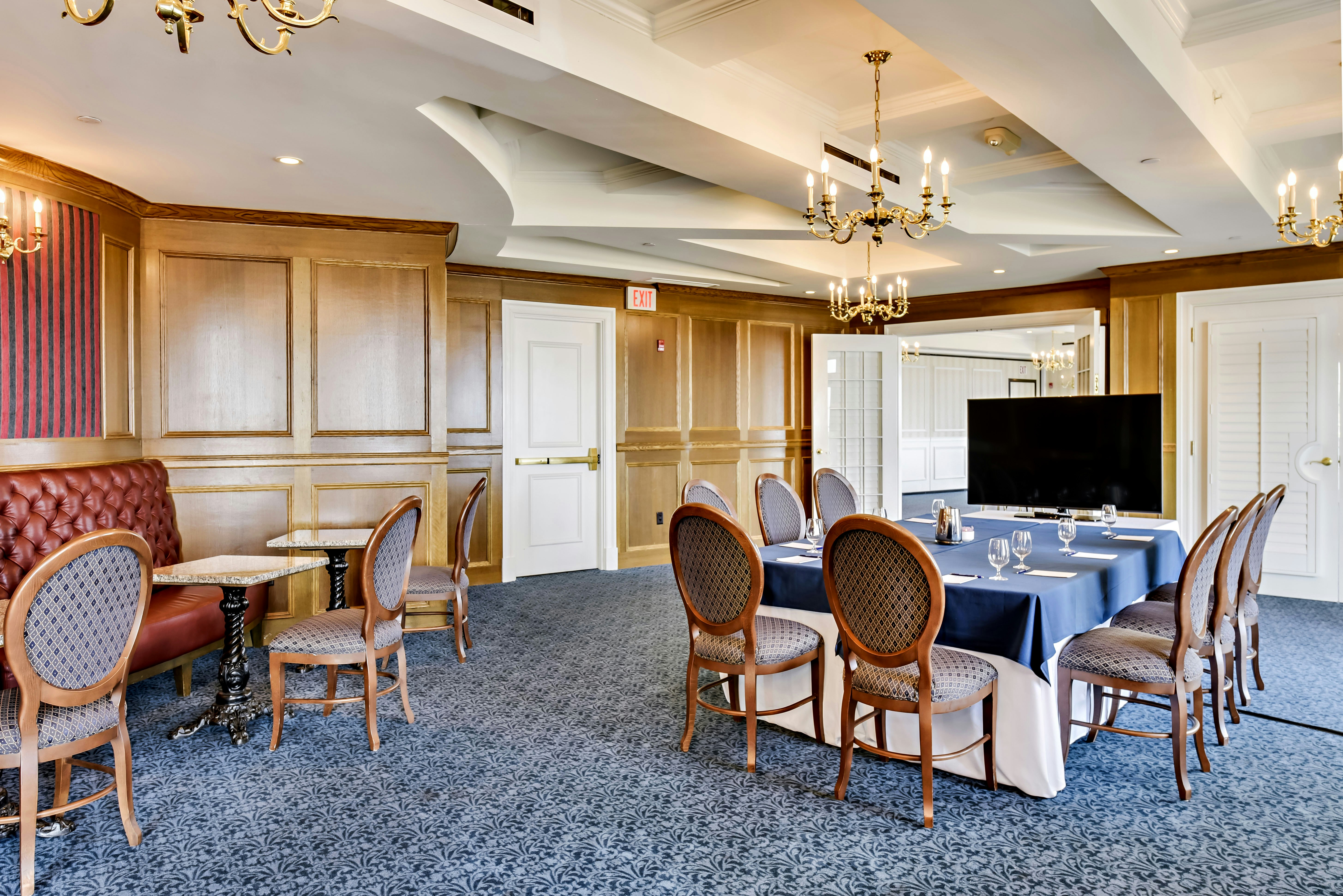 Madison Beach Hotel, Curio Collection by Hilton 73/88