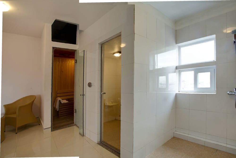Van Mieu 2 Hotel photo5