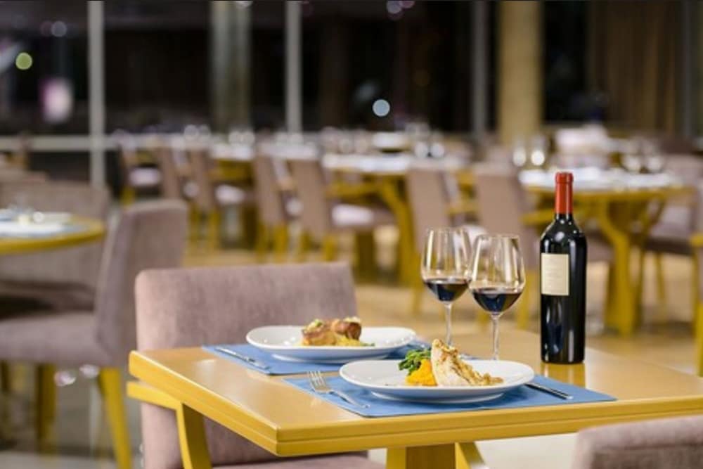 EPIC HOTEL VILLA DE MERLO 39/56