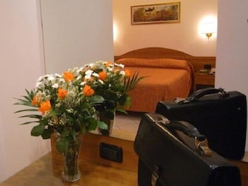 Hotel Mondial 42/55