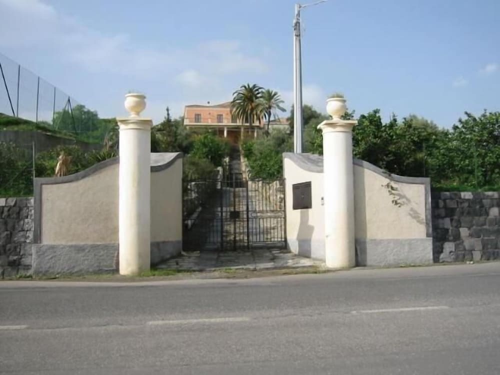Antico Borgo 29/50