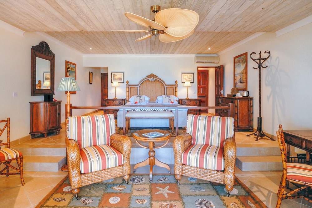 Bequia Beach Hotel 38/78
