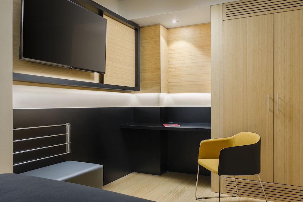 Dorma Plaza Catalunya 6/68