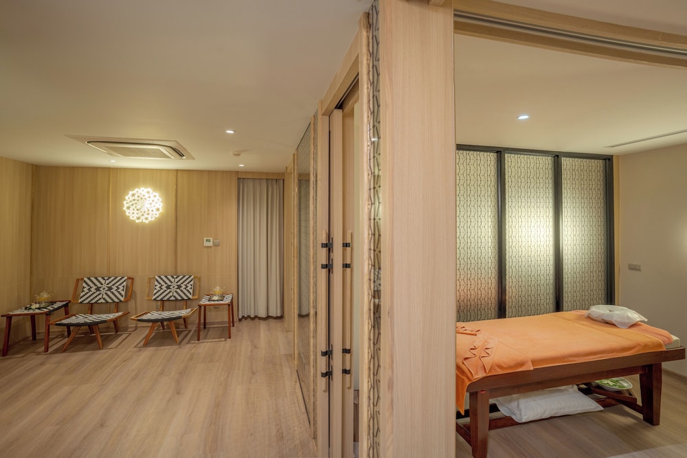 The Yama Hotel Phuket 30/74