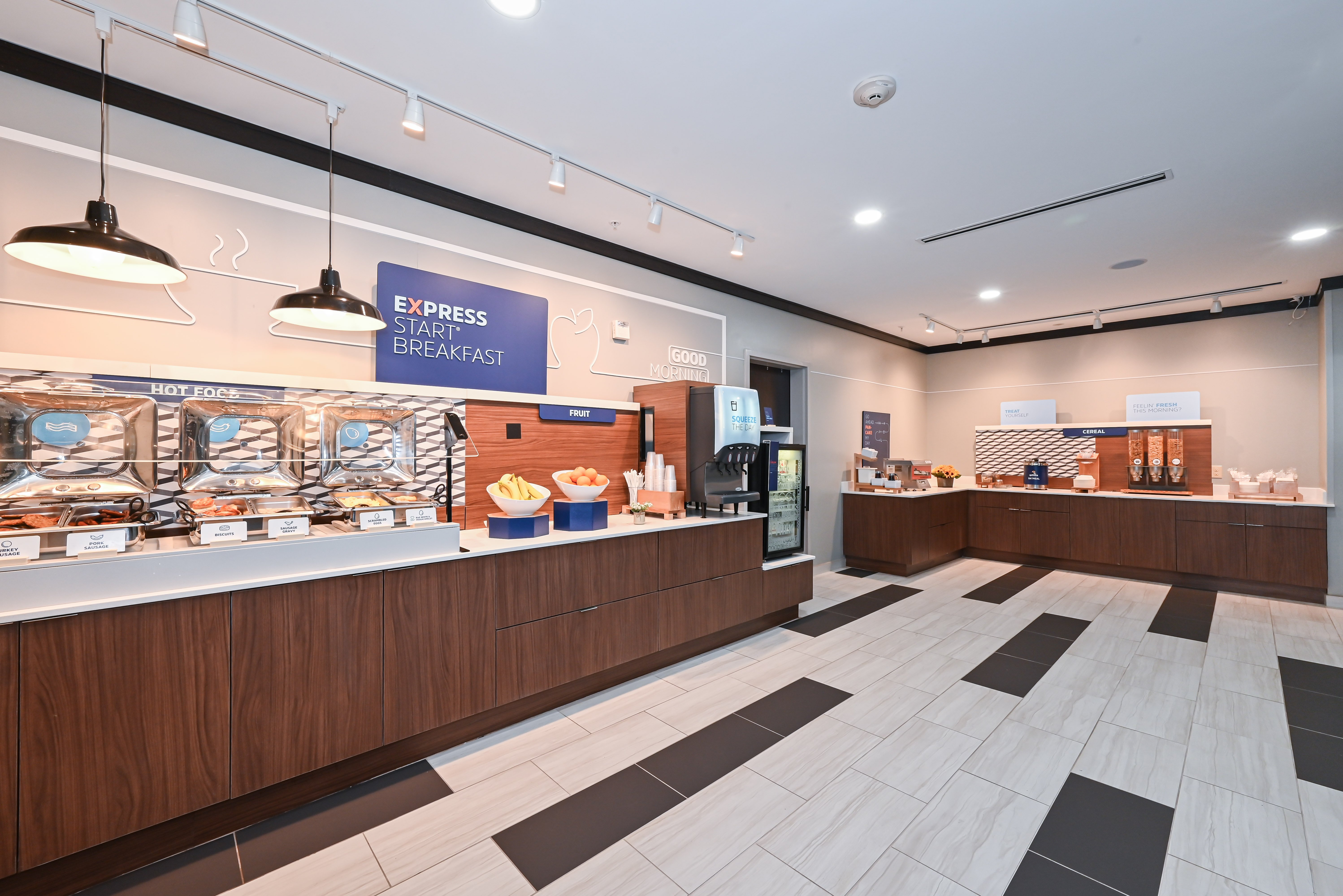 Holiday Inn Express Suites Charlotte Southeast Matthews 5/48