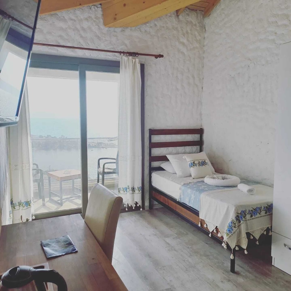 Akkum Otel 2 Sigacik 7/29
