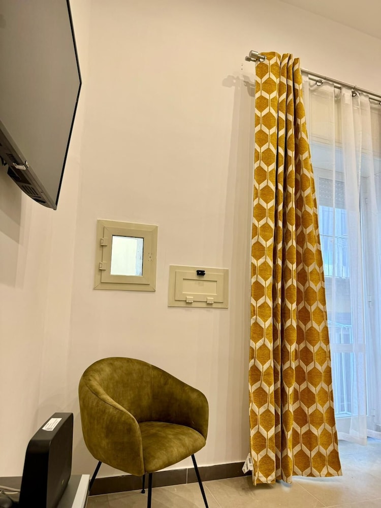 Boutique Hotel Piazza Carita 50/60