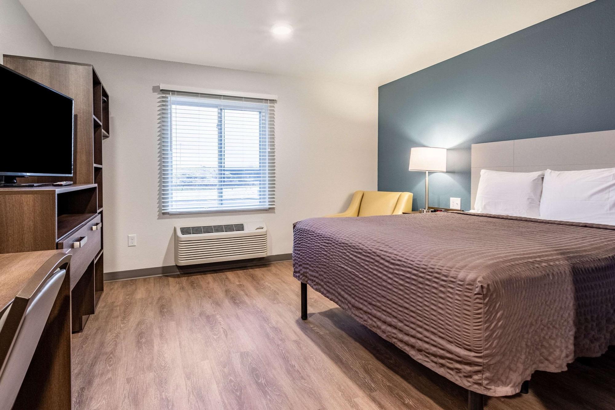 WoodSpring Suites Indianapolis Airport South 11/38