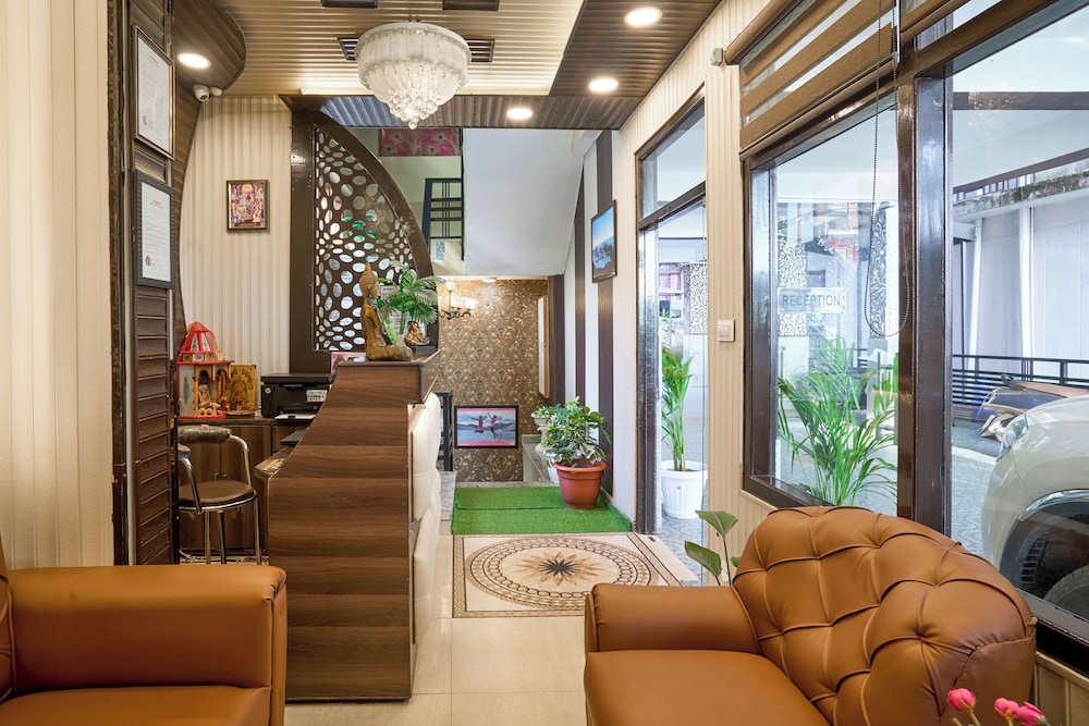 Treebo Roshan House 31/49