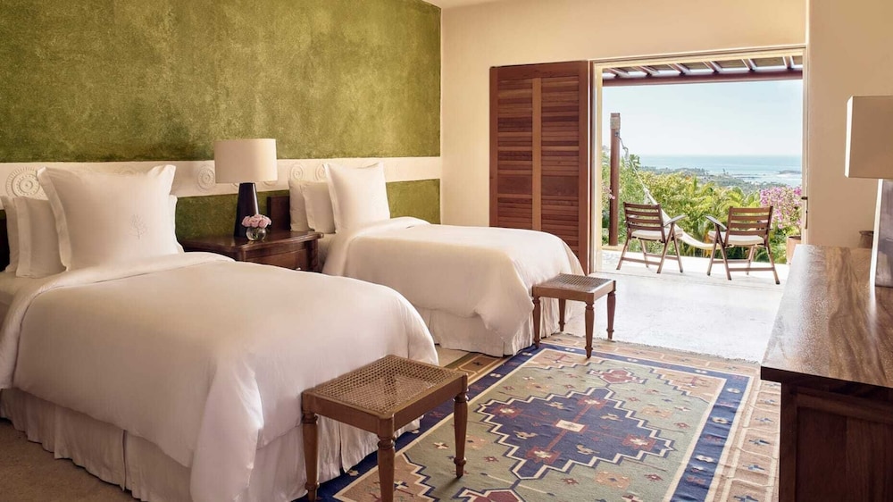 Four Seasons Resort Punta Mita, Mexico 19/85