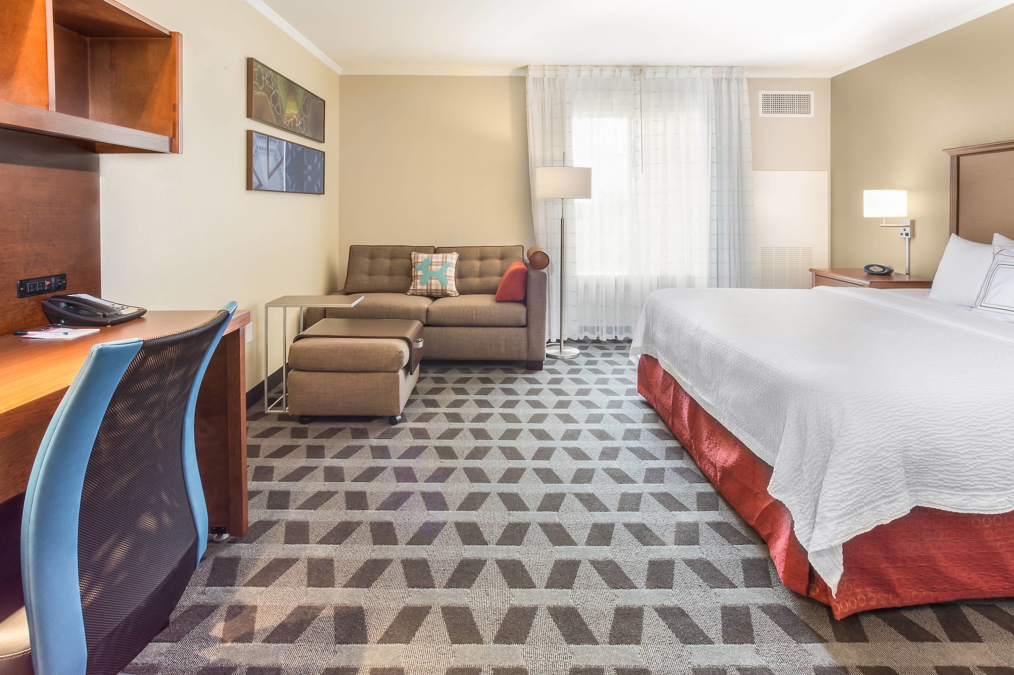 Studio, Suite, King Bed, Sofa