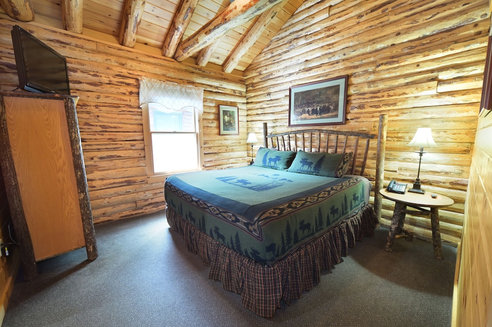 2 BEDROOMS, LUXURY, DOUBLE BED