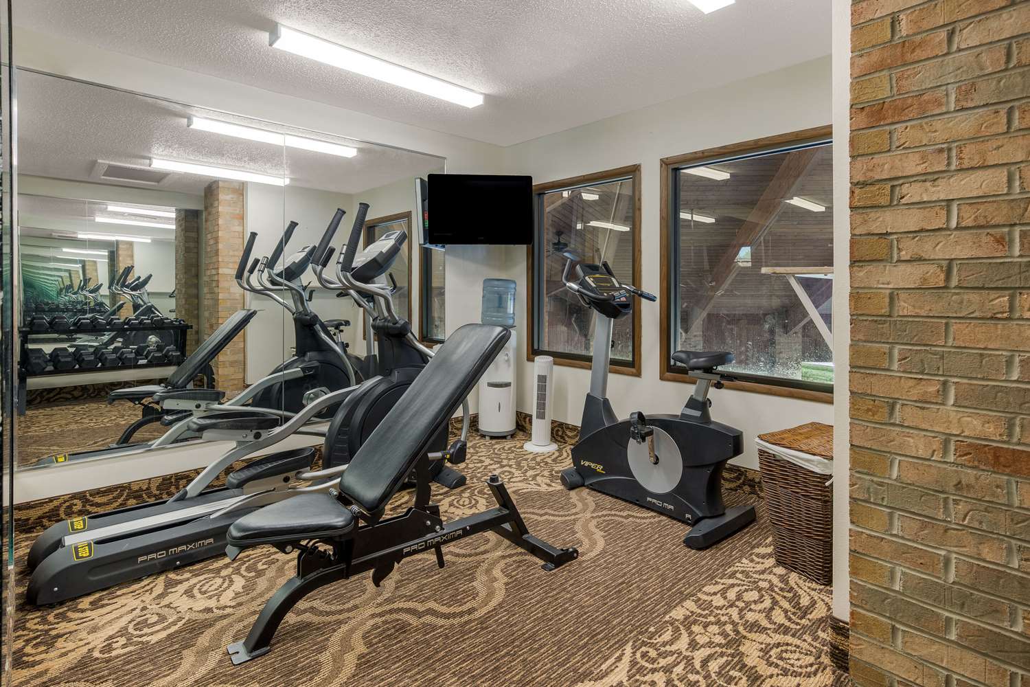 Quality Inn Ashland I-70 and US 250 24/31
