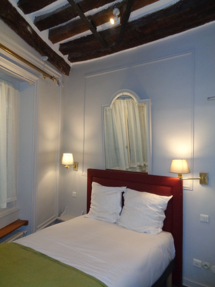 Hôtel Les Degrés De Notre Dame 14/50