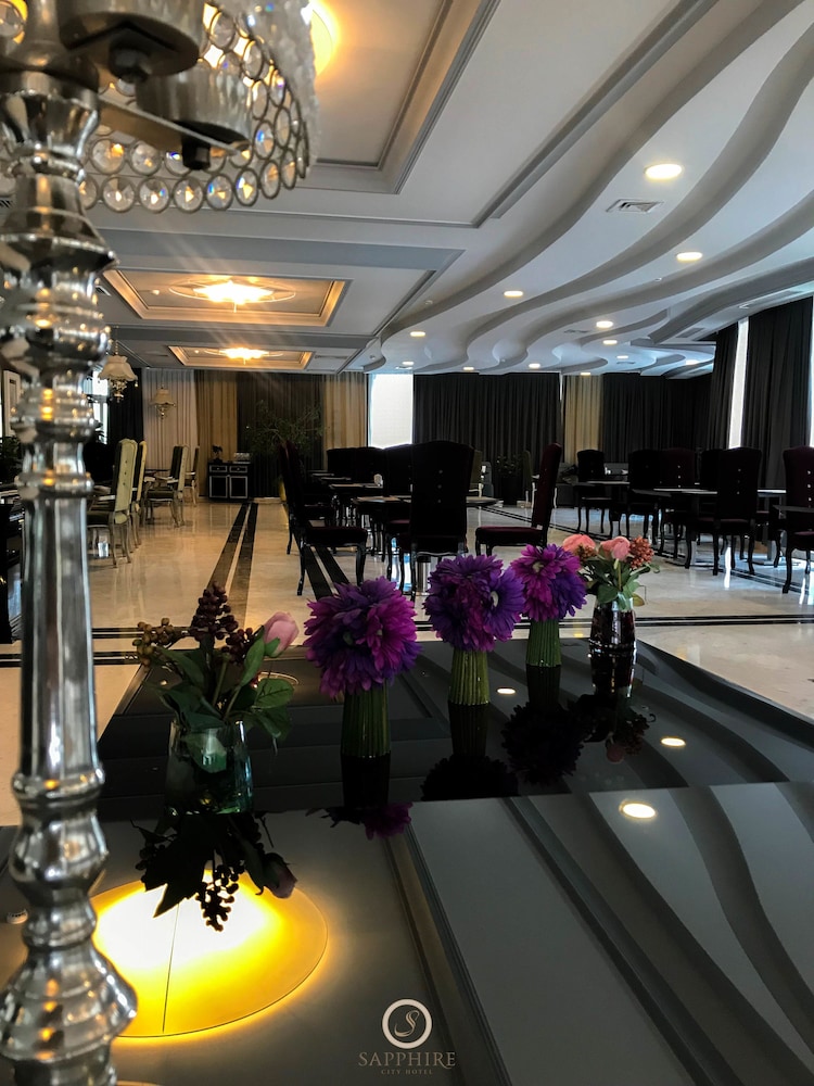 Sapphire City Hotel 45/52