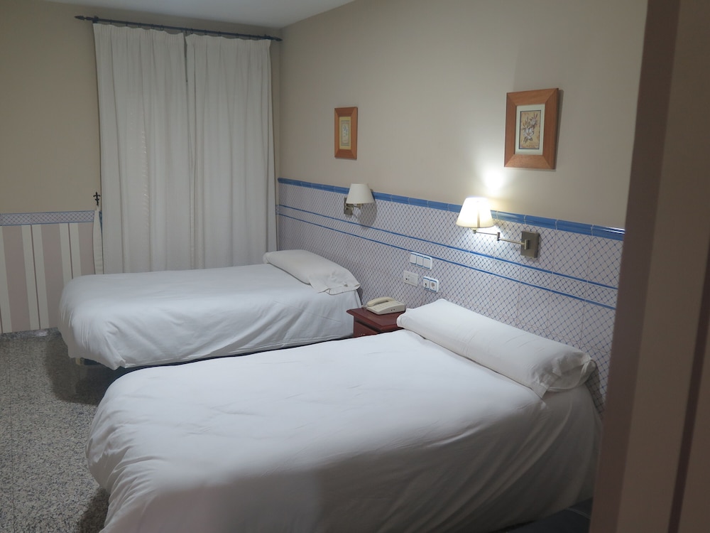 Hotel Restaurante Boabdil 1/25