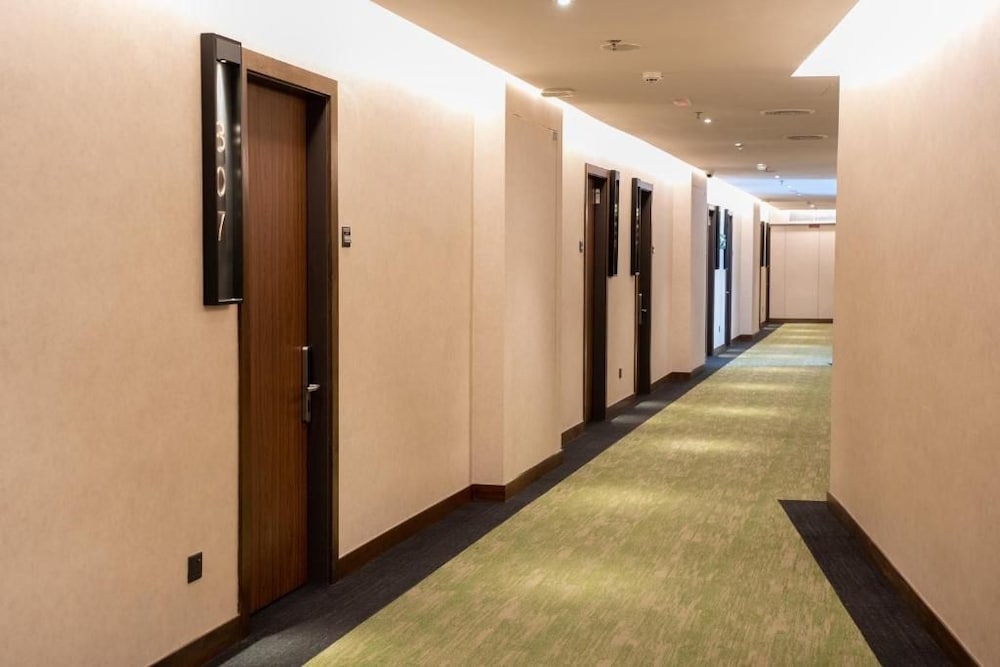 Scapes Hotel 24/49