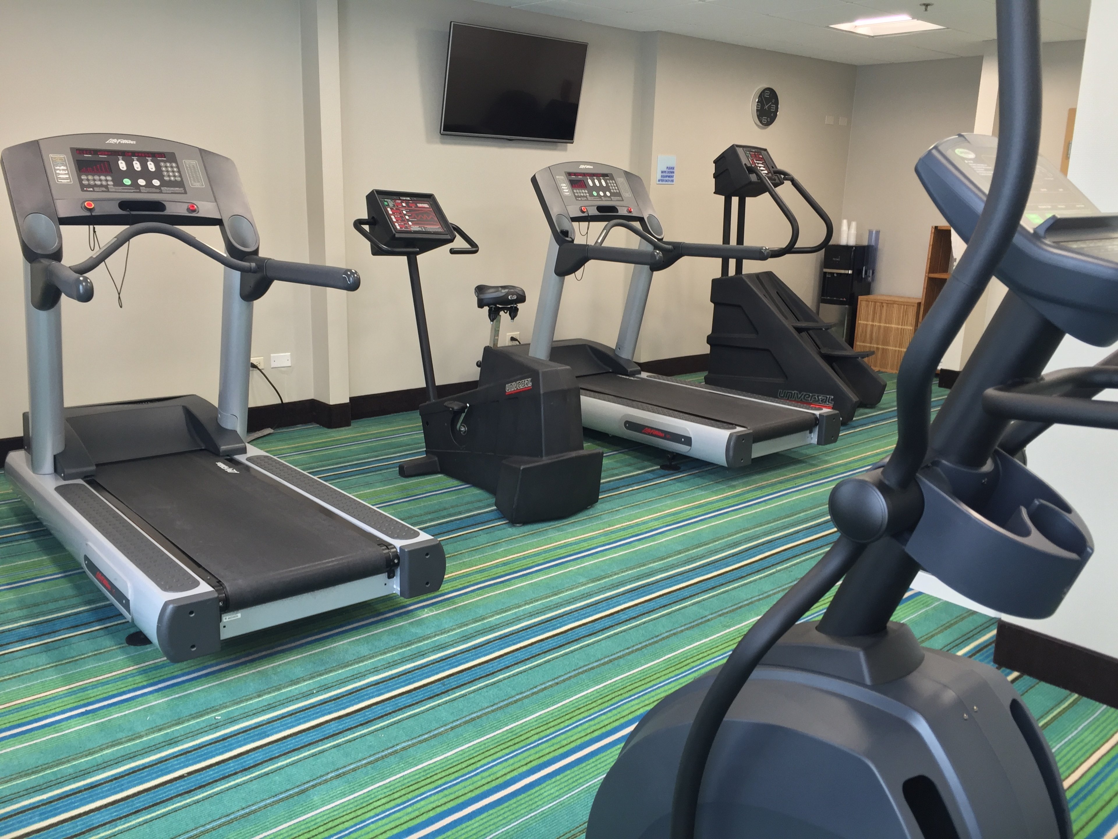 Holiday Inn Express Chicago NW - Arlington Heights, an IHG Hotel 32/54