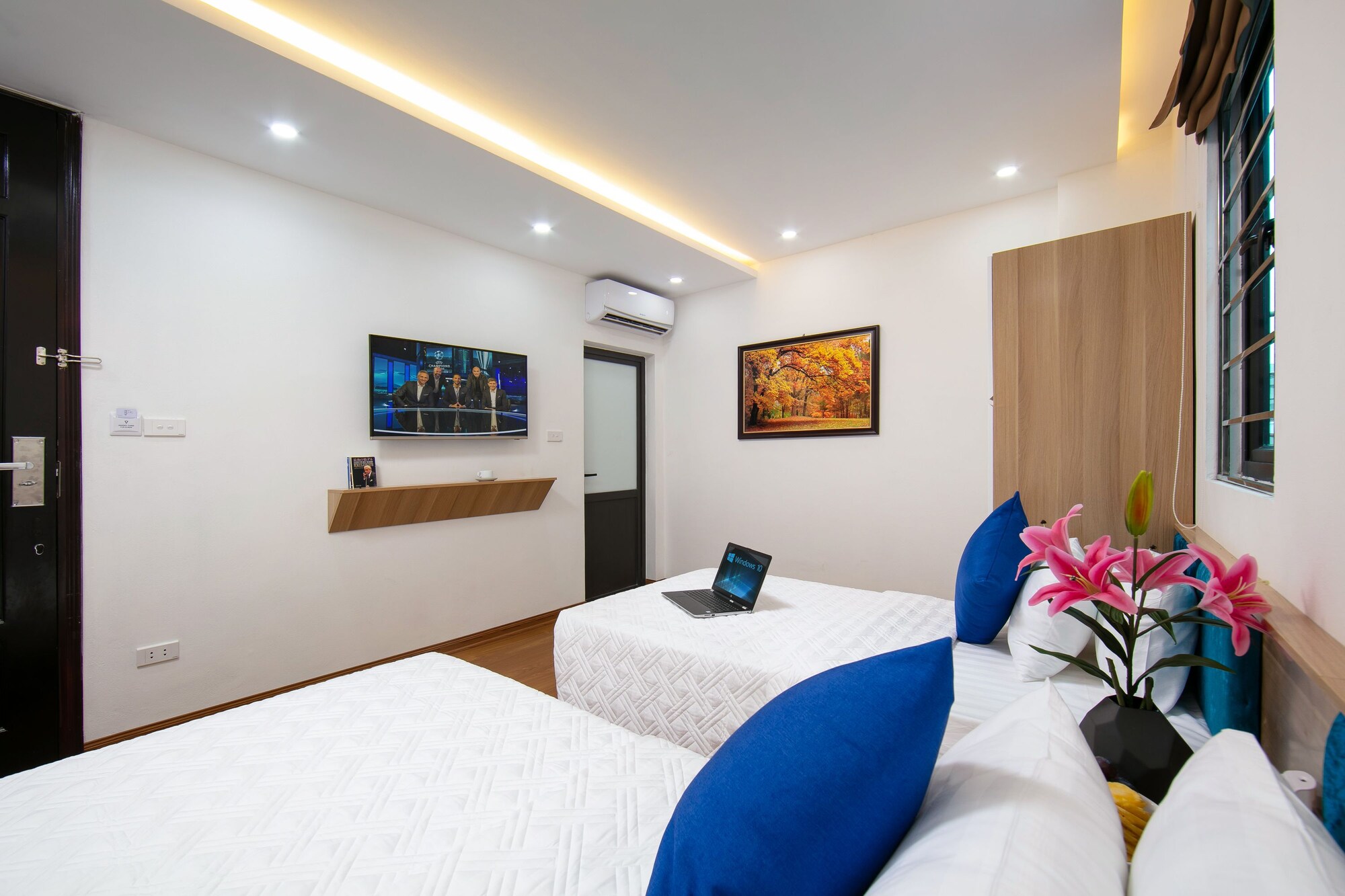 SUPERIOR, TWIN BEDS