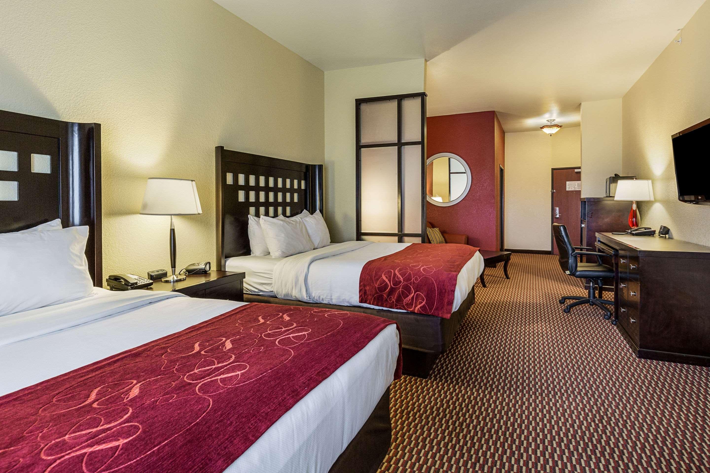 Comfort Suites Leesville detail