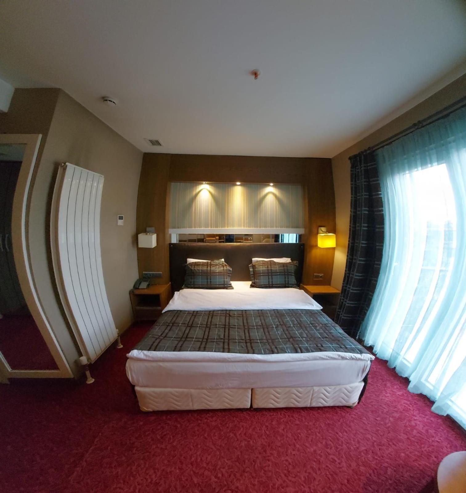Grand Hotel Van 18/42