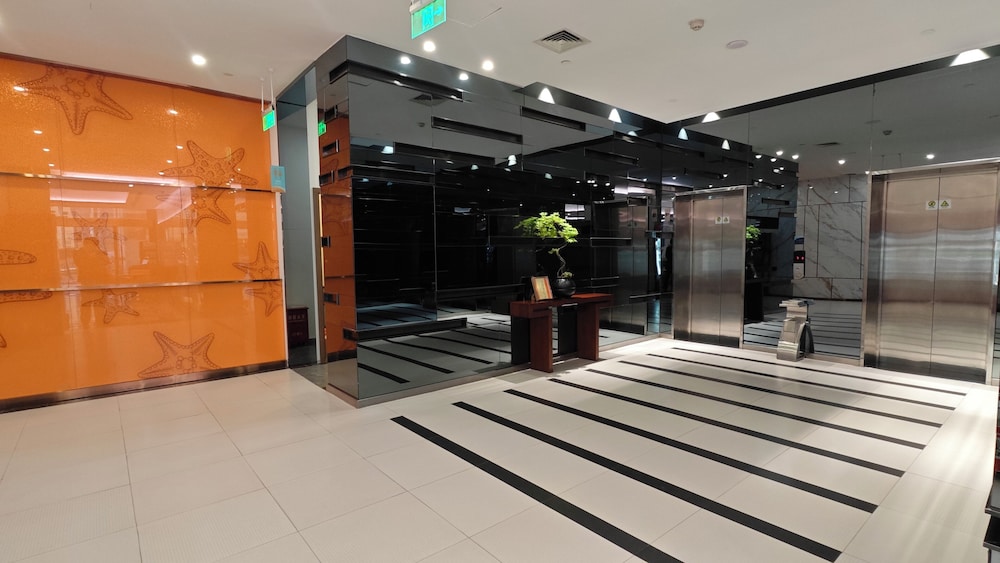 Hangzhou Haiwaihai Holiday Hotel (ex. Holiday Inn Express Grand Canal) 3/50