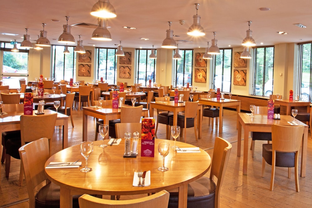 Daresbury Park Hotel 37/50