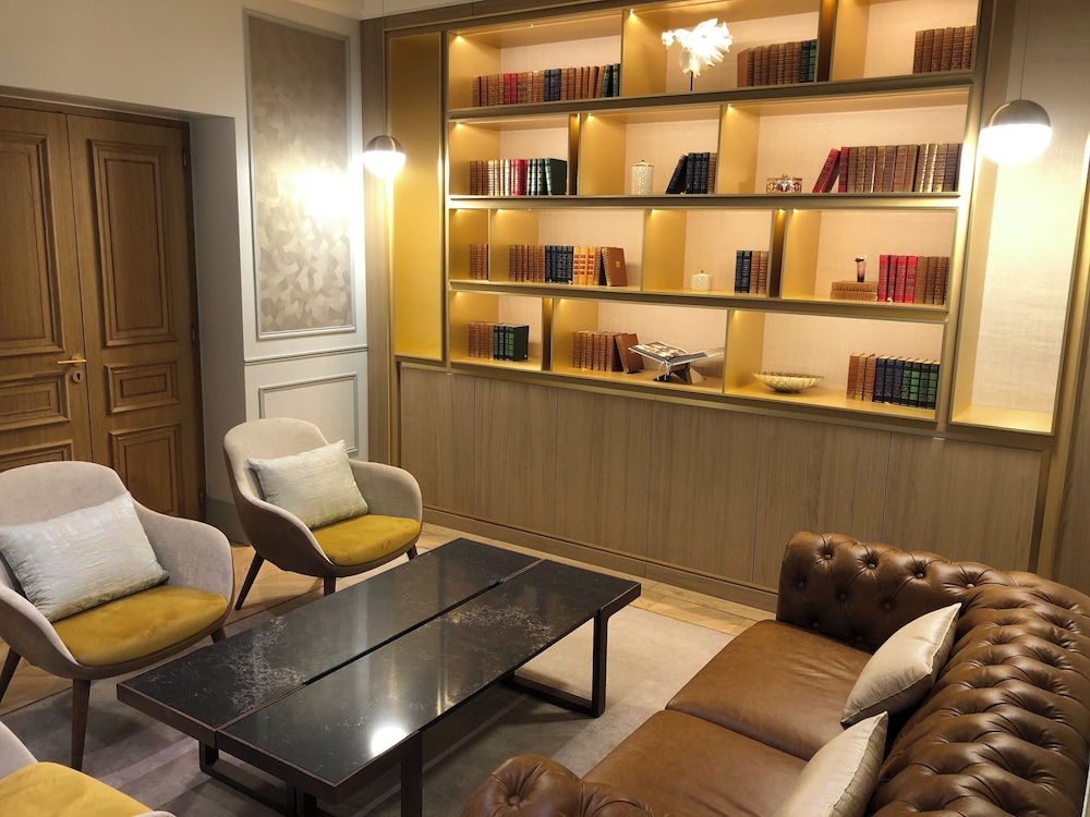 Hotel Claridge 24/50