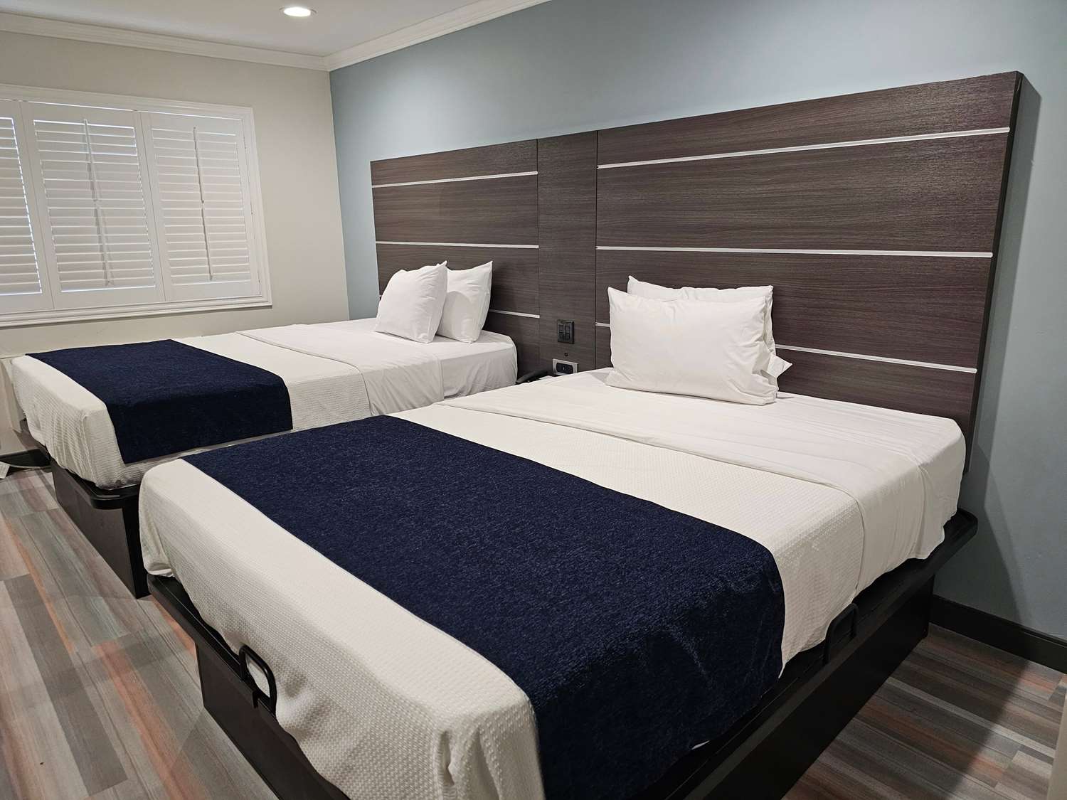 Travelodge by Wyndham Fullerton Near Anaheim 14/38