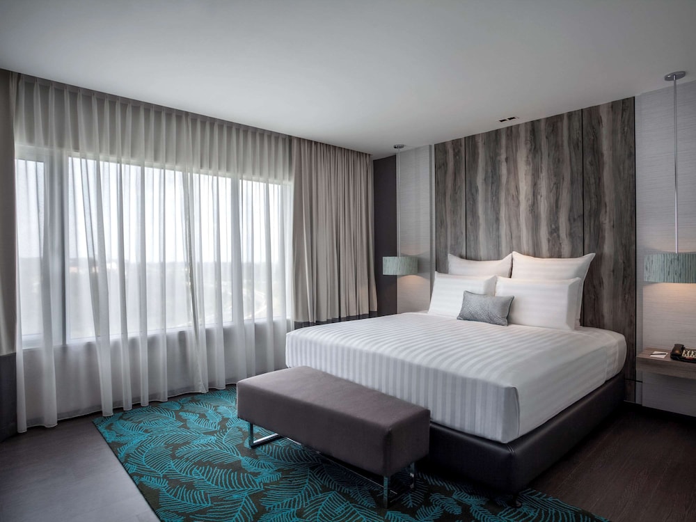 جناح سوبيريور بسرير كينج، Pullman Miri Waterfront 4/9
