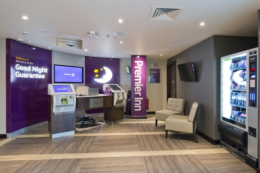 Premier Inn Wells (Somerset) 31/47
