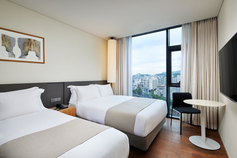 STANDARD, TWIN BEDS