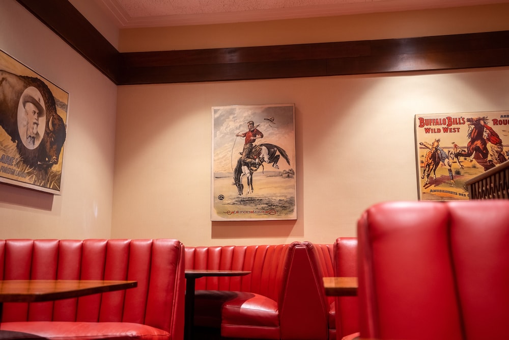 Little America Hotel Wyoming 40/68
